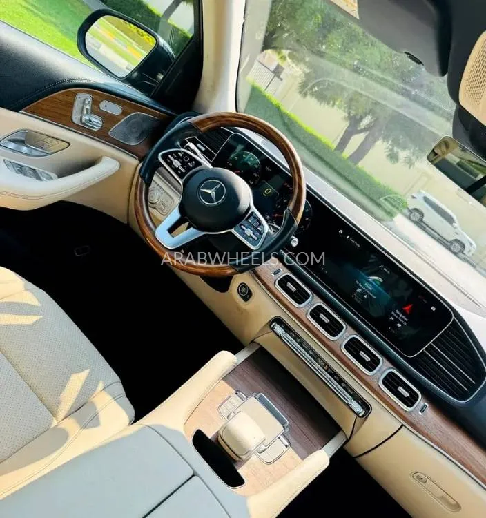 Mercedes Benz GLE Class 2022 for Sale in Sharjah Image-7