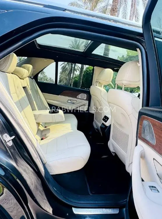 Mercedes Benz GLE Class 2022 for Sale in Sharjah Image-15