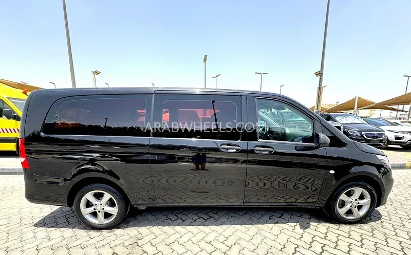 Mercedes Benz Vito 2017 for Sale in Sharjah Image-16