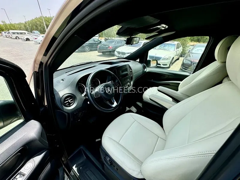 Mercedes Benz Vito 2020 for Sale in Sharjah Image-14