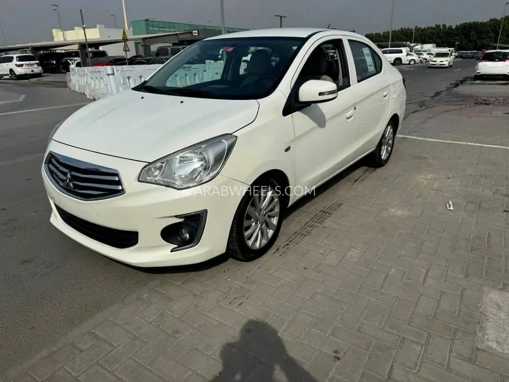 Mitsubishi Attrage 2019 for Sale in Sharjah Image-3