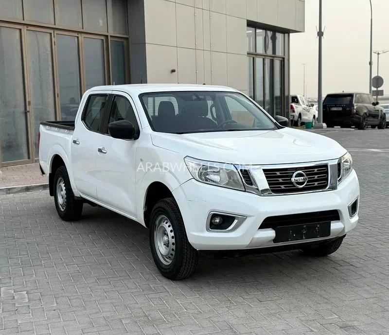 Nissan Navara 2022 for Sale in Abu Dhabi Image-3