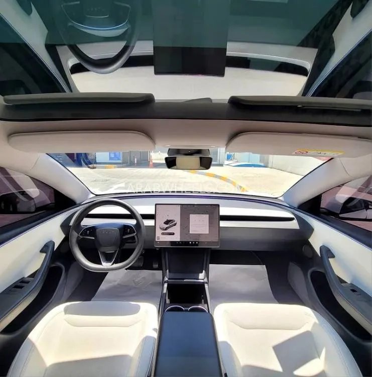 Tesla Model 3 2024 for Sale in Sharjah Image-10