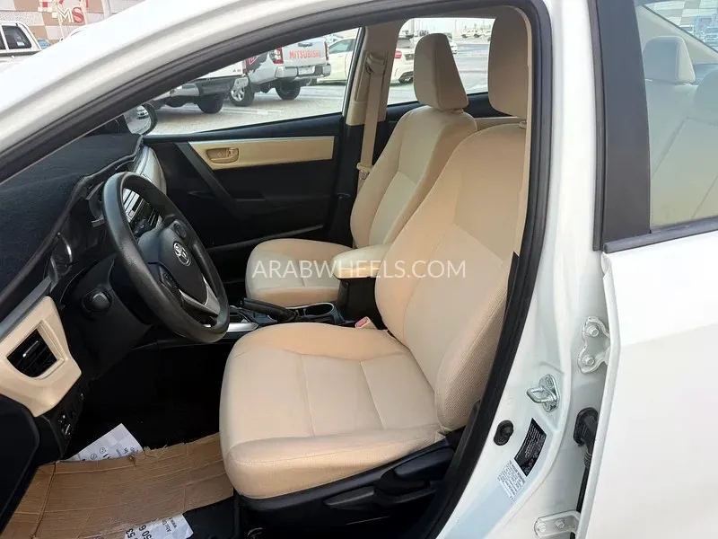 Toyota Corolla 2019 for Sale in Abu Dhabi Image-7