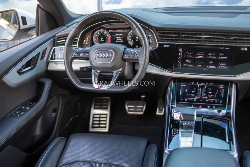 Audi Q8 2023 for Sale in Dubai Image-8