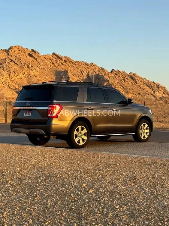 Ford Expedition 2018 for Sale in Abu Dhabi Image-8