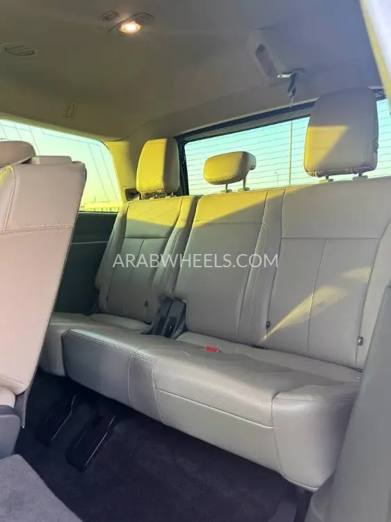 Ford Expedition 2018 for Sale in Abu Dhabi Image-14
