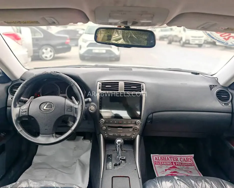 Lexus IS 2006 for Sale in Sharjah Image-3