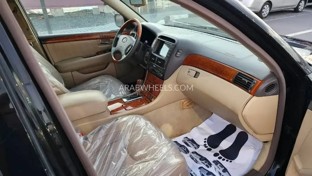 لكزس LS 2005 for Sale in الشارقة Image-3
