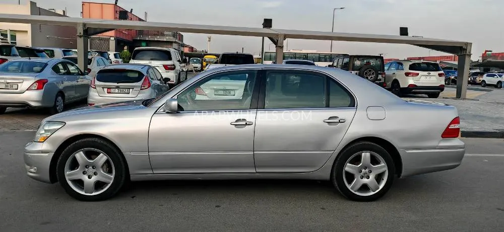 Lexus LS 2006 for Sale in Sharjah Image-2