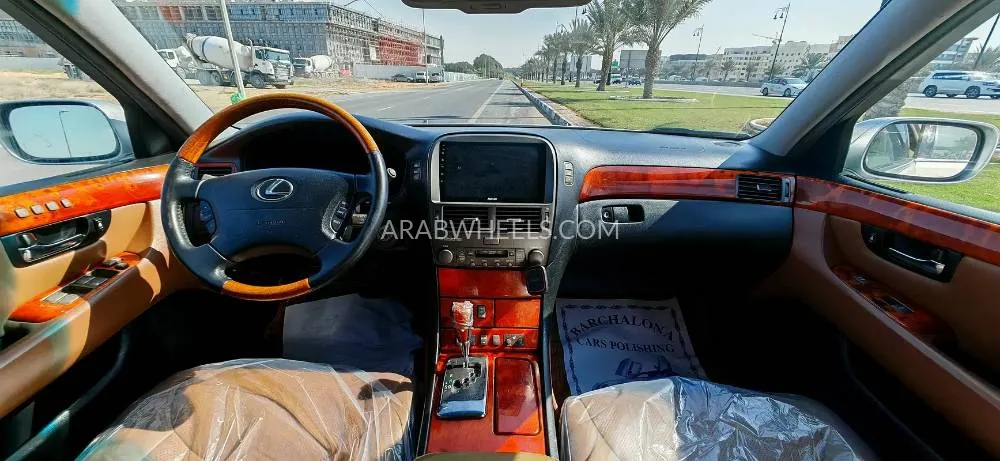 Lexus LS 2006 for Sale in Sharjah Image-6