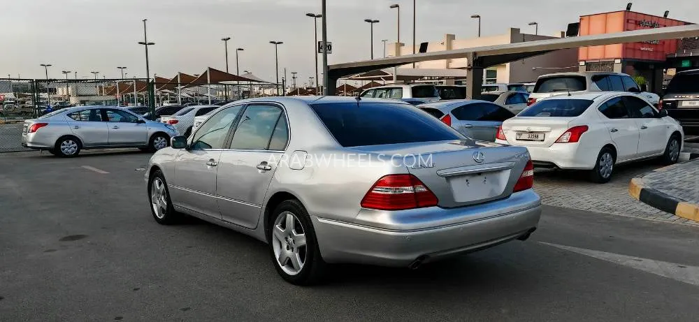 Lexus LS 2006 for Sale in Sharjah Image-15