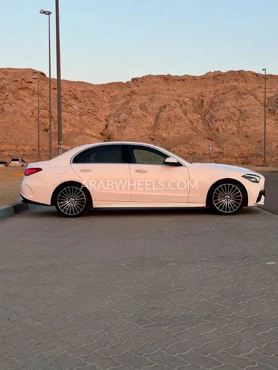 Mercedes Benz C Class 2023 for Sale in Abu Dhabi Image-3