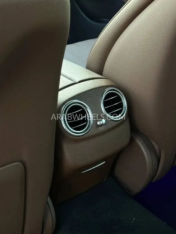 Mercedes Benz E Class 2023 for Sale in Abu Dhabi Image-15