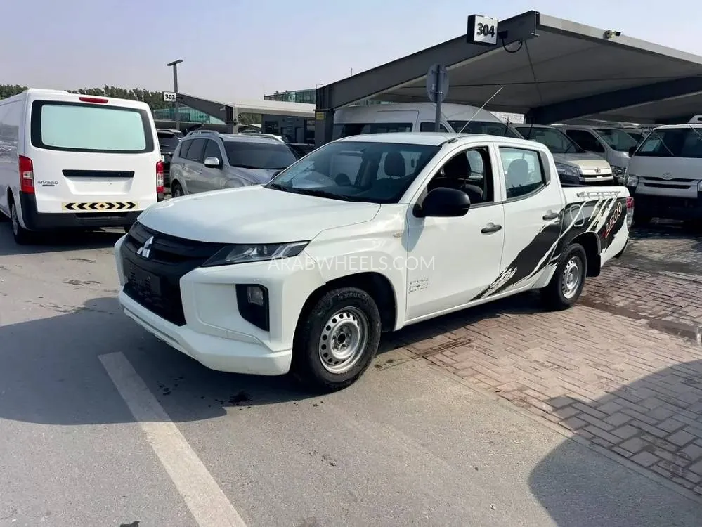 Mitsubishi L200 2021 for Sale in Sharjah Image-12