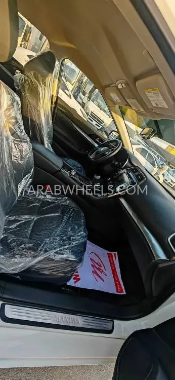 Nissan Maxima 2019 for Sale in Sharjah Image-2