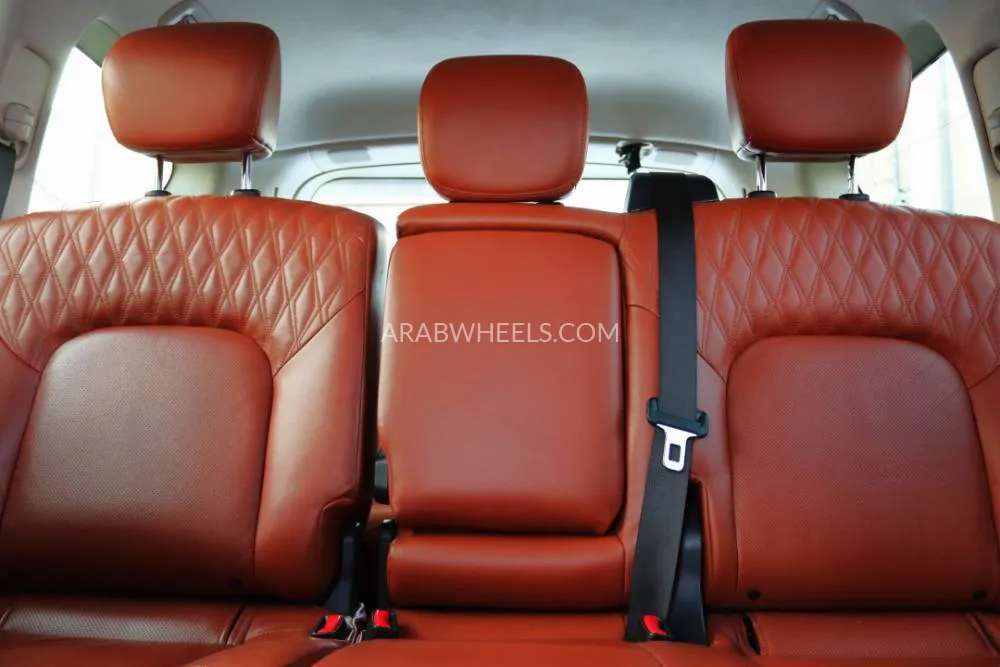 Nissan Patrol 2021 for Sale in Sharjah Image-9