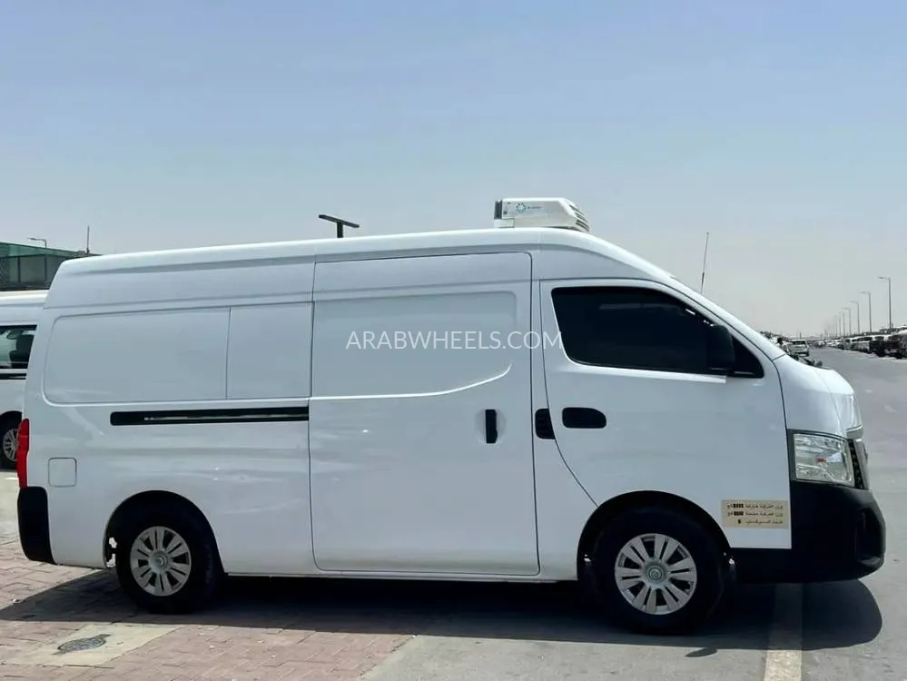 Nissan Urvan 2020 for Sale in Sharjah Image-8