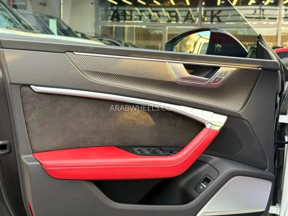 Audi RS 7 2021 for Sale in Dubai Image-3