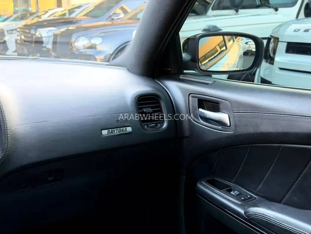 Dodge Charger 2023 for Sale in Dubai Image-5