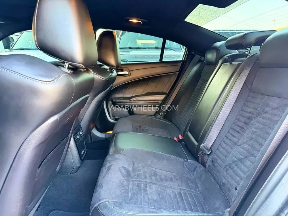 Dodge Charger 2023 for Sale in Dubai Image-10