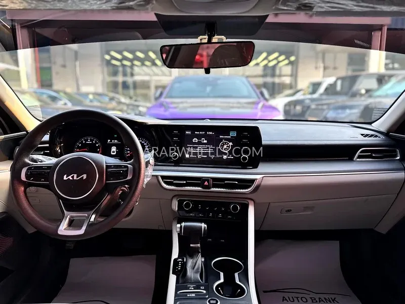 Kia K5 2023 for Sale in Dubai Image-10