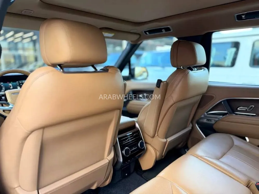 لاند روفر رينج روفر 2023 for Sale in دبي Image-2