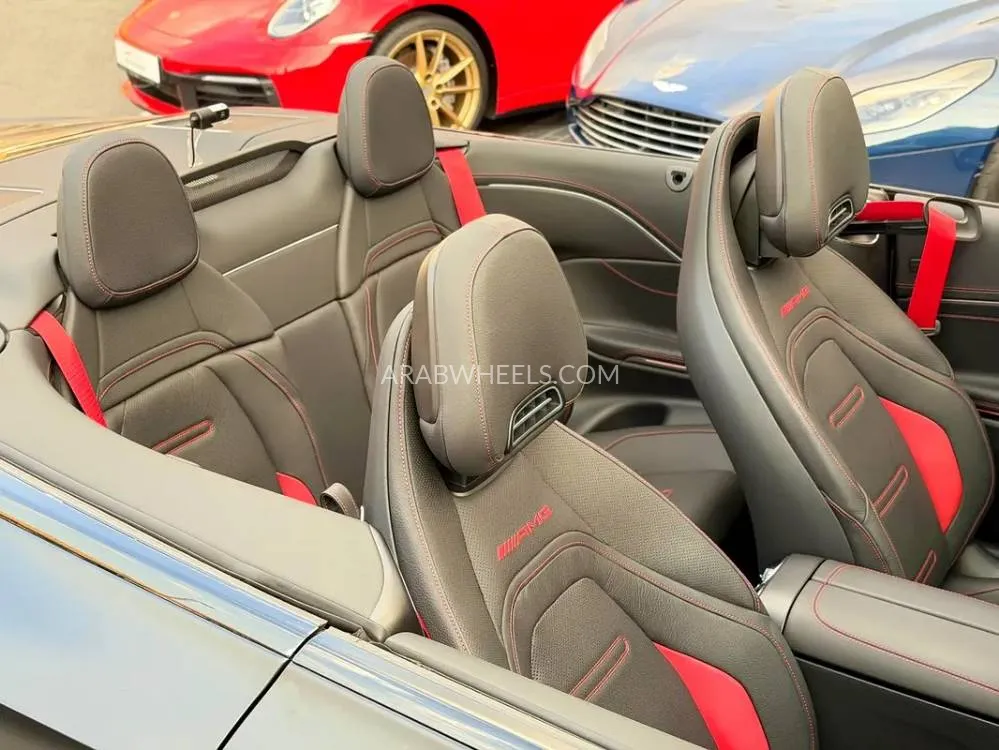 Mercedes Benz CLE 2025 for Sale in Dubai Image-4