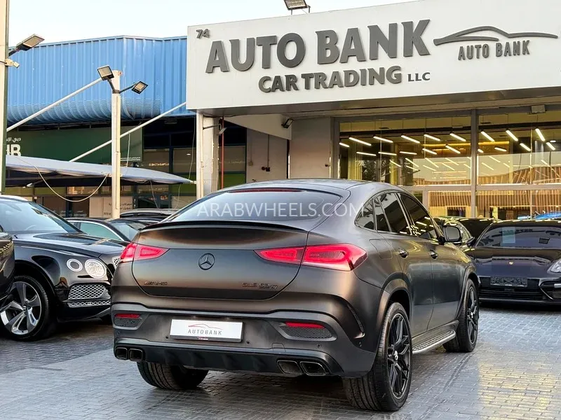 Mercedes Benz GLE Class 2021 for Sale in Dubai Image-12