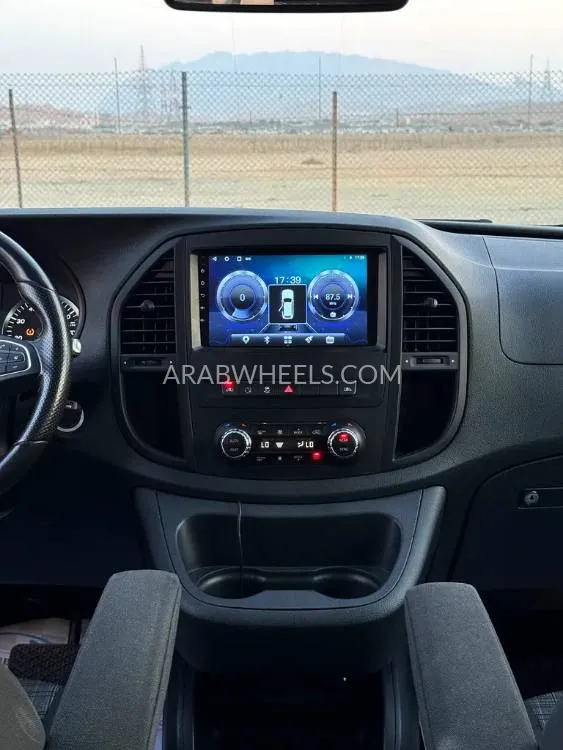 Mercedes Benz V Class 2018 for Sale in Abu Dhabi Image-10