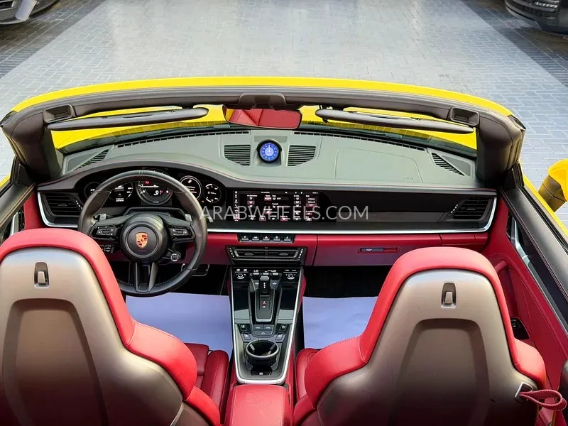 Porsche 911 2020 for Sale in Dubai Image-14