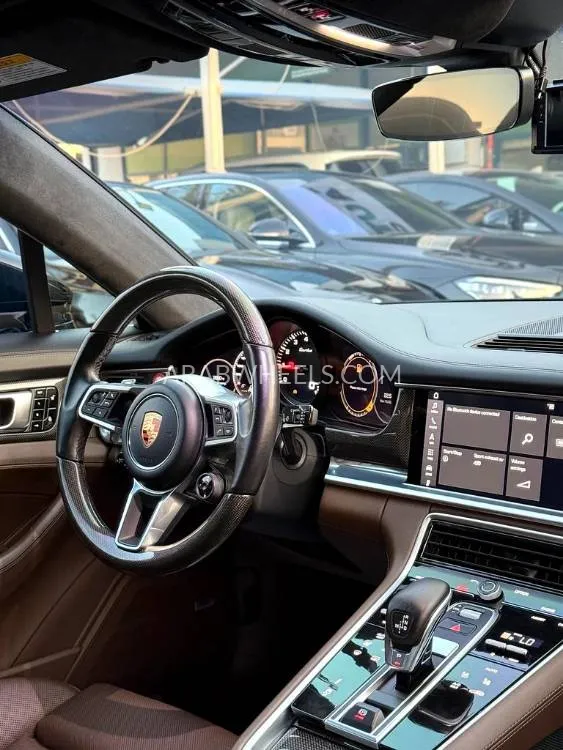 بورشه باناميرا 2017 for Sale in دبي Image-7