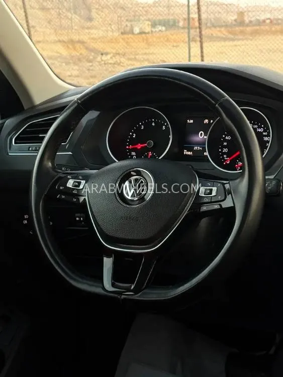 Volkswagen Tiguan 2017 for Sale in Abu Dhabi Image-8