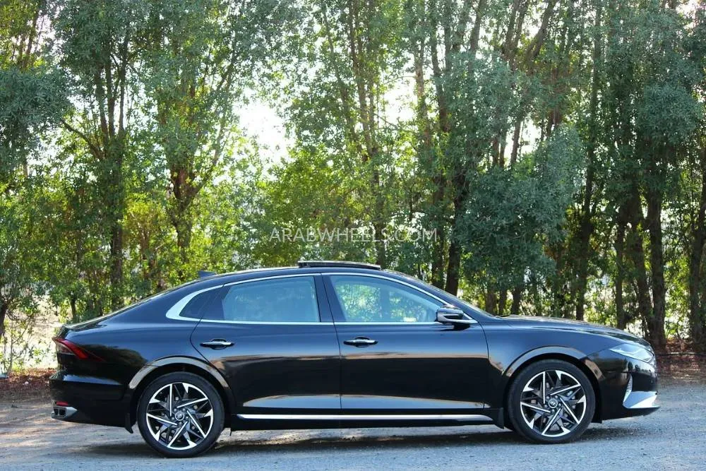 Hyundai Azera 2023 for Sale in Fujairah Image-5