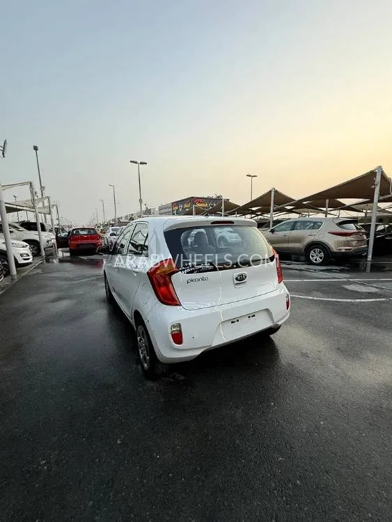 كيا بيكانتو 2015 for Sale in الشارقة Image-4