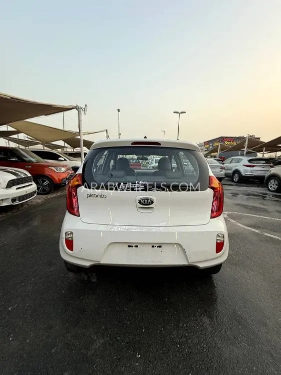 كيا بيكانتو 2015 for Sale in الشارقة Image-6