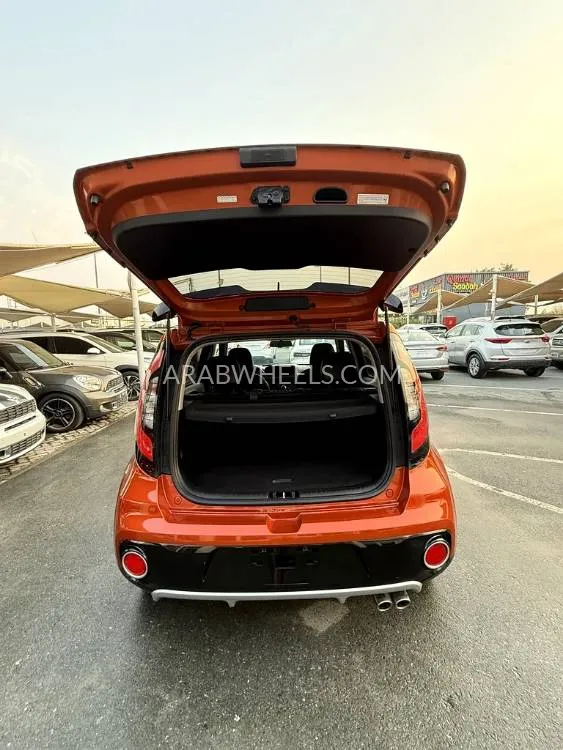 Kia Soul 2018 for Sale in Sharjah Image-11