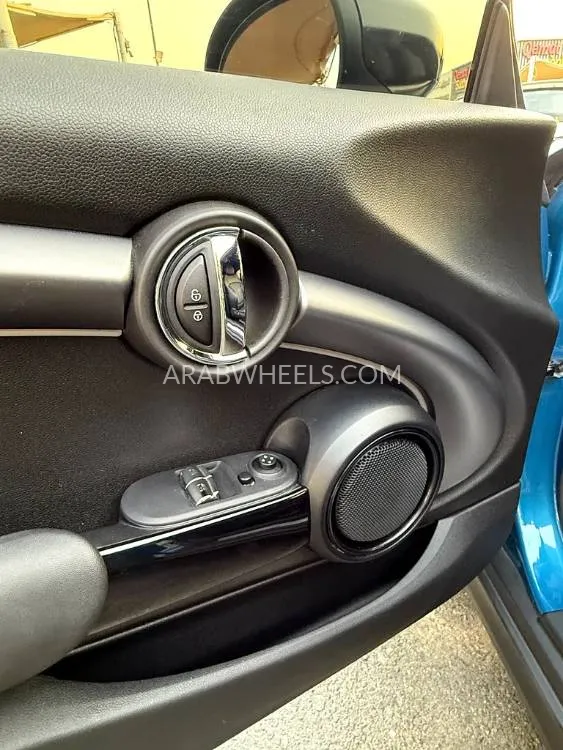 Mini Cooper 2022 for Sale in Sharjah Image-18