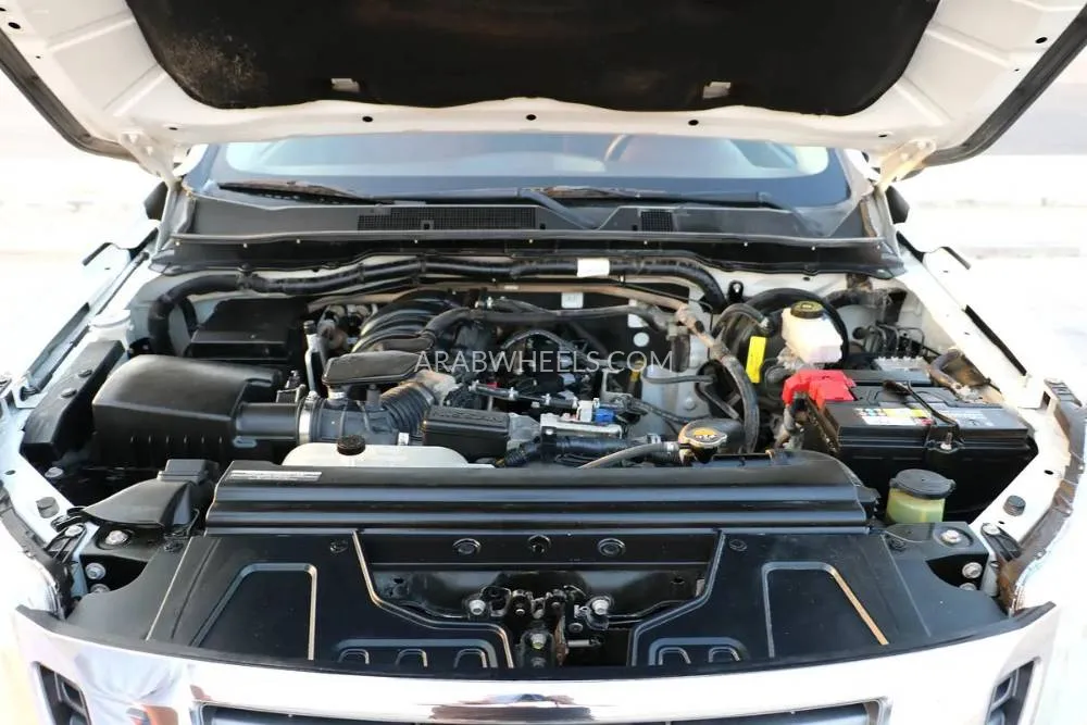 Nissan Navara 2022 for Sale in Abu Dhabi Image-13