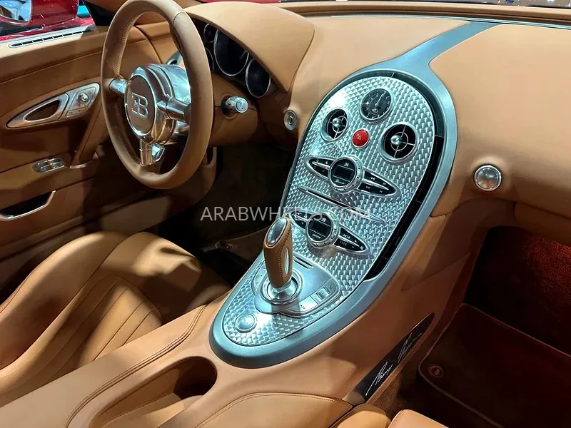 بوغاتي فيرون 2009 for Sale in دبي Image-10
