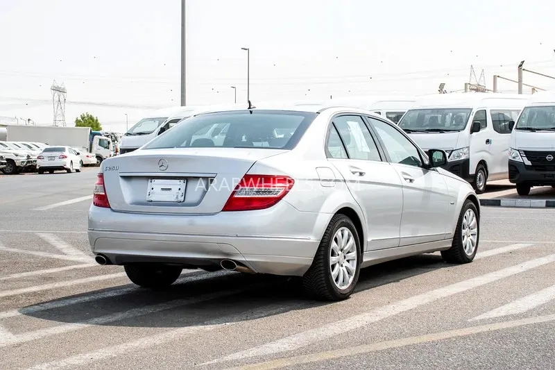Mercedes Benz C Class 2008 for Sale in Dubai Image-5