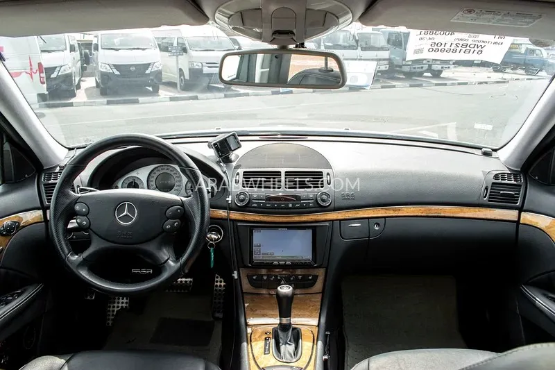Mercedes Benz E Class 2007 for Sale in Dubai Image-10