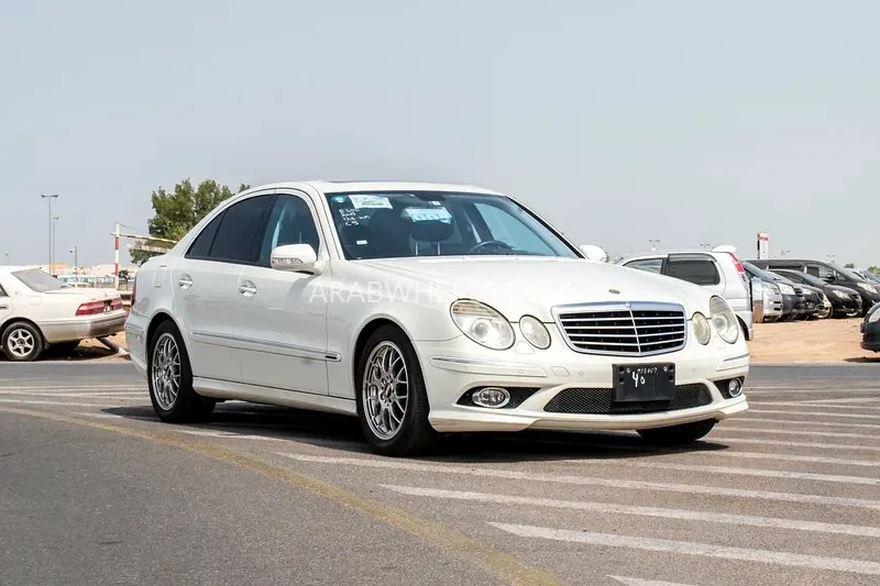 Mercedes Benz E Class 2007 for Sale in Dubai Image-12