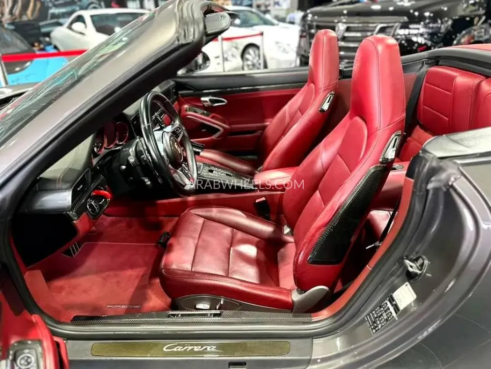 Porsche 911 2017 for Sale in Dubai Image-8