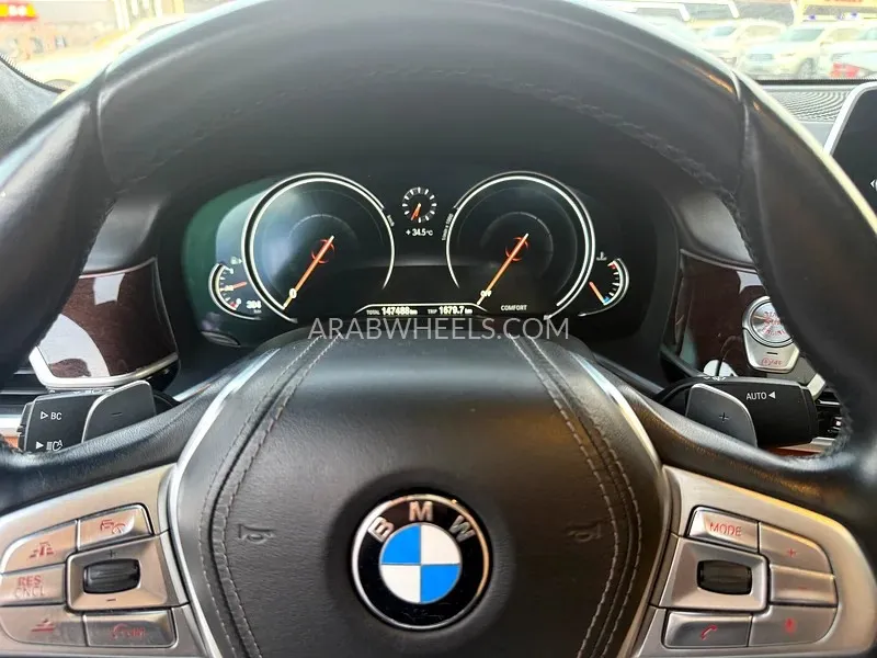 بي إم دبليو الفئة السابعة 2016 for Sale in عجمان Image-15