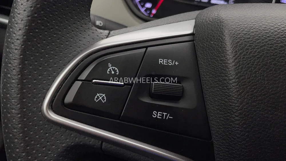 Chevrolet Groove 2023 for Sale in Dubai Image-35