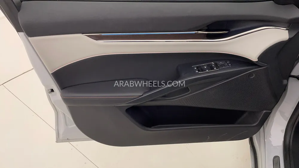 Ford Taurus 2024 for Sale in Dubai Image-21