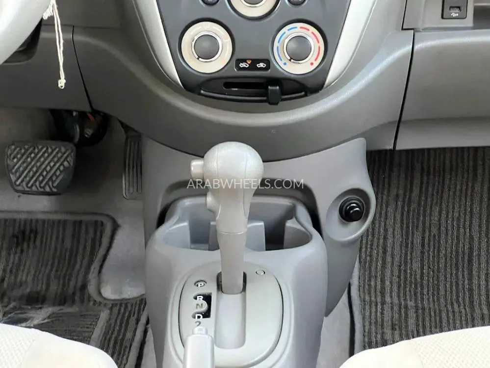 Nissan Sunny 2022 for Sale in Sharjah Image-8