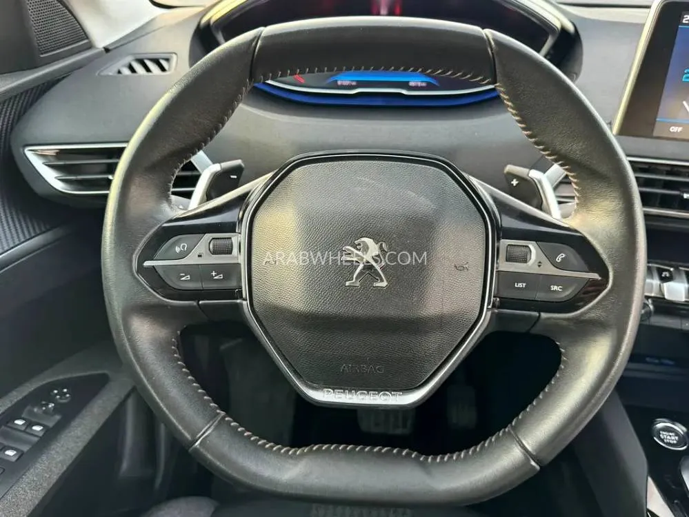 بيجو 3008 2023 for Sale in الشارقة Image-2