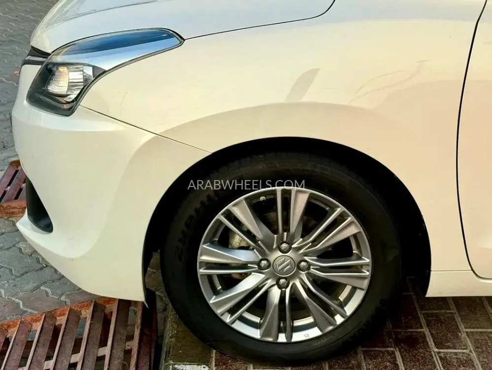 Suzuki Baleno 2019 for Sale in Sharjah Image-2
